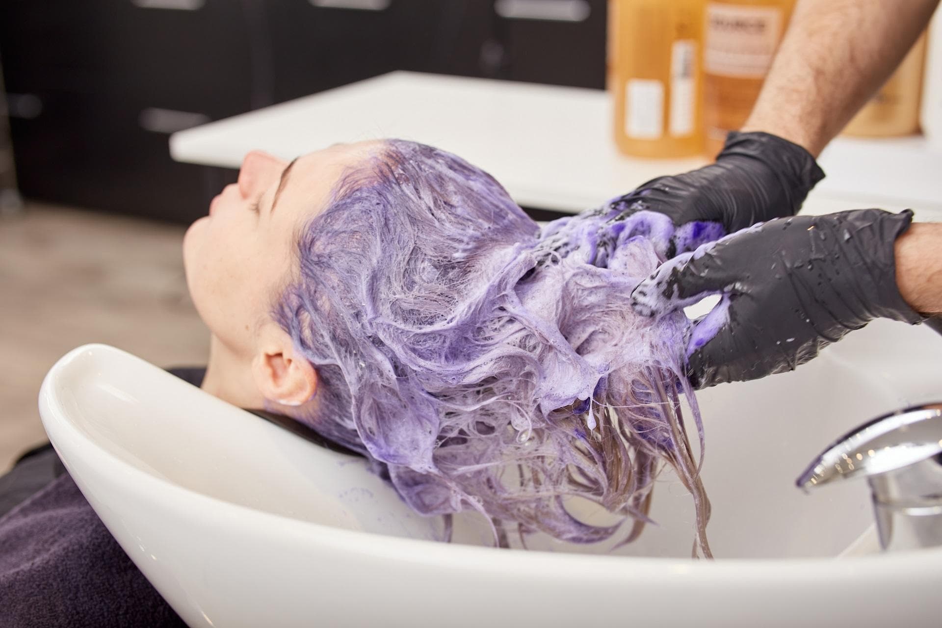 How do you know if your hair needs a toner?